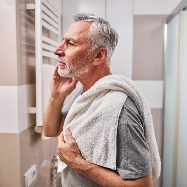 Une douche accessible pour les seniors